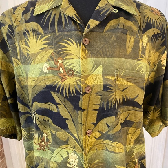 Tommy Bahama Mens Fun Money Banana Silk Hawaiian Shirt - Picture 5 of 8